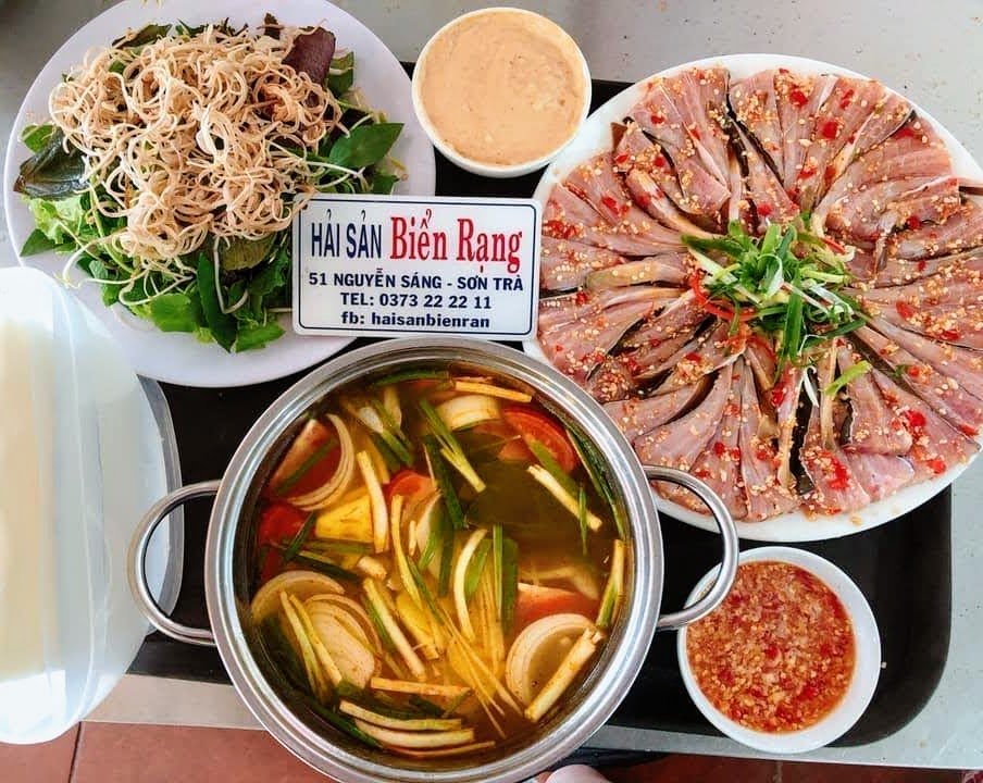 Món cá đuối nhúng dấm ngon đặc biệt là món ăn đặc sản đặc sắc